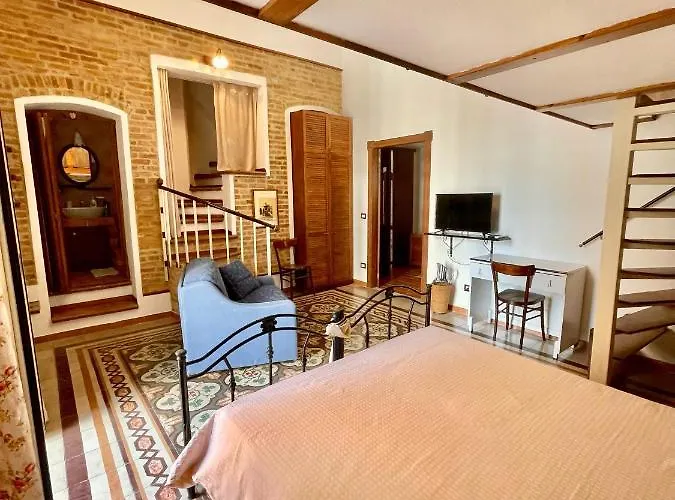 Bed & Breakfast In Centro - Bellavista House 3*